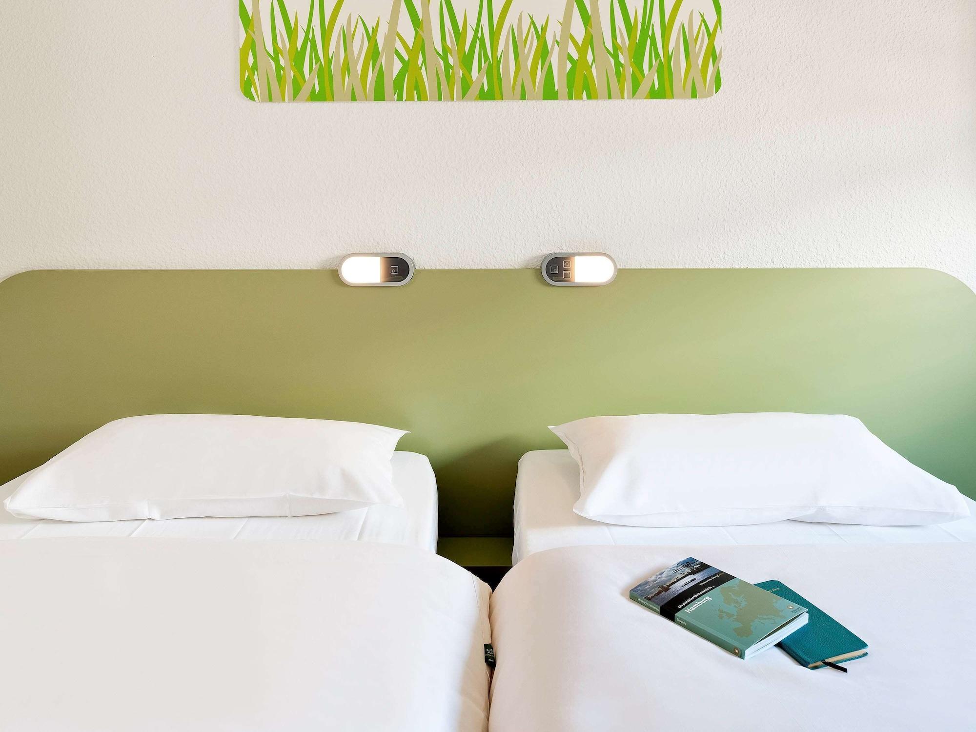 Ibis Budget Tarbes Exterior photo