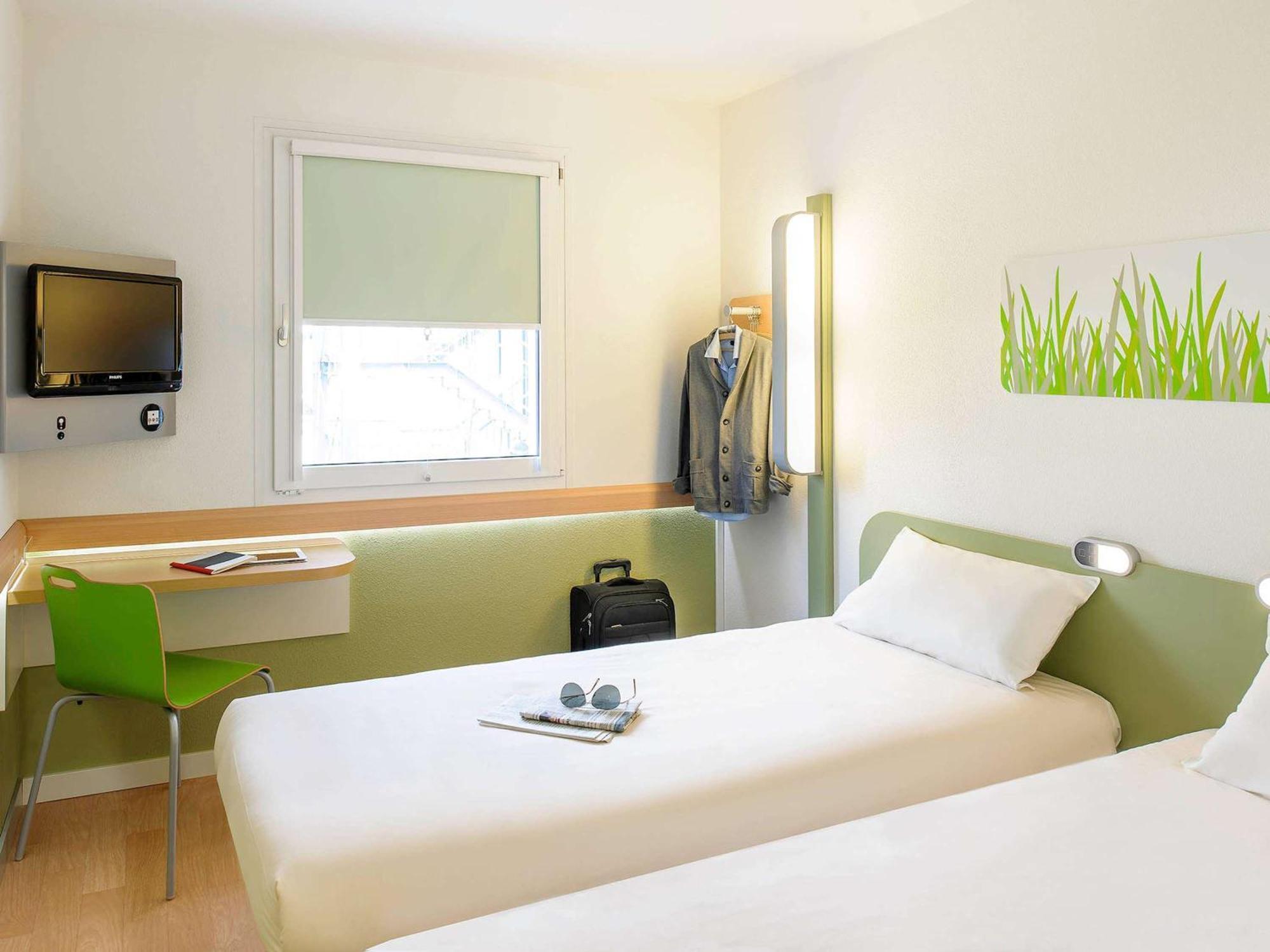 Ibis Budget Tarbes Exterior photo