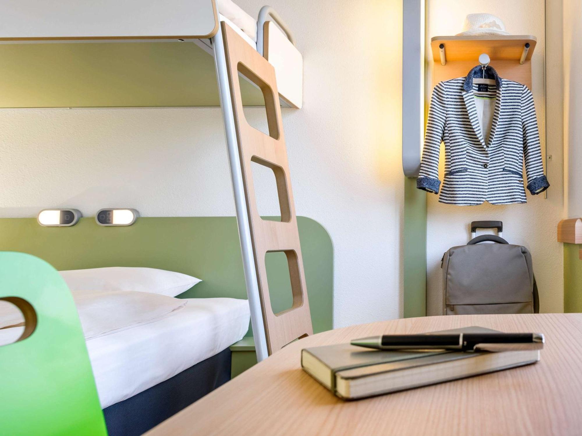 Ibis Budget Tarbes Exterior photo