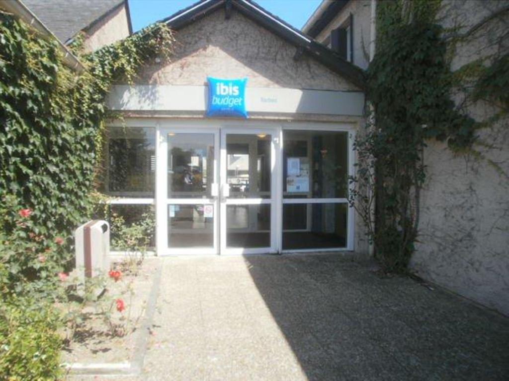 Ibis Budget Tarbes Exterior photo