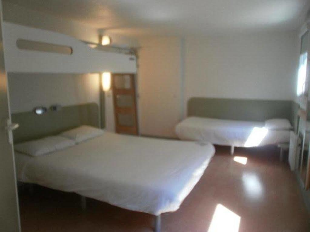 Ibis Budget Tarbes Exterior photo