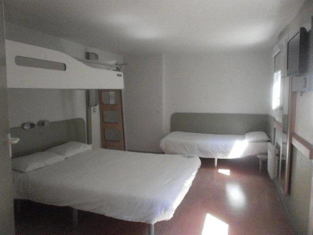 Ibis Budget Tarbes Exterior photo